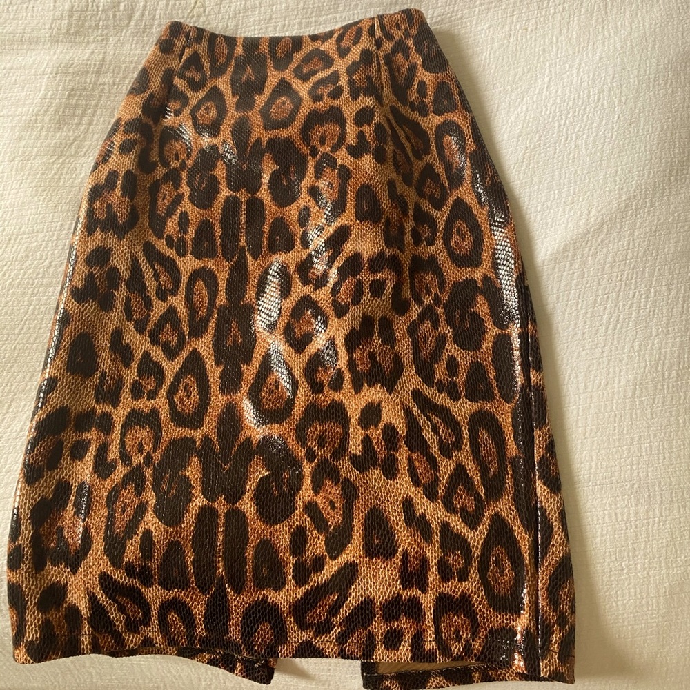 Faux leather Leopard print pencil skirt